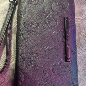 Betsey Johnson -Skull Wallet Black